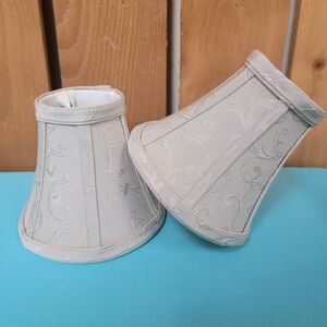 Pair Of Vintage Beige Small Lamp Shade 5in Clip On
